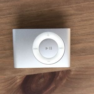 iPod Shuffle--Silver
